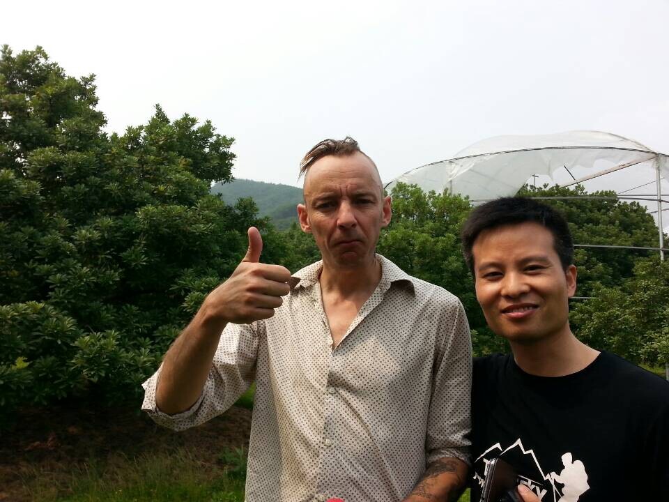 dvubb 图片点击可在新窗口打开查看